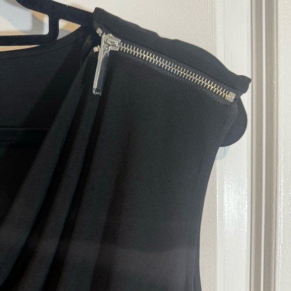 Carmen Marc Valvo Black Drape Front Sleeveless Zipper Shoulder New NWT Large - Picture 6 of 10